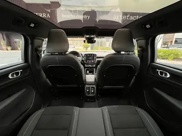 Volvo C40 Recharge - Imagem 16