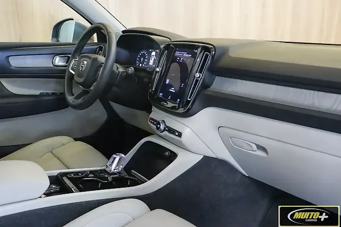 Volvo XC40 - Imagem 16