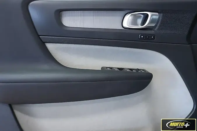 Volvo XC40 - Imagem 19