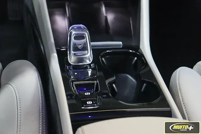 Volvo XC40 - Imagem 8