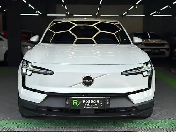 Volvo EX30 - Imagem 2