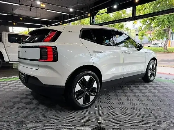 Volvo EX30 - Imagem 9