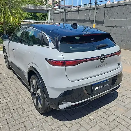 Renault Megane E-tech Electric - Imagem 5
