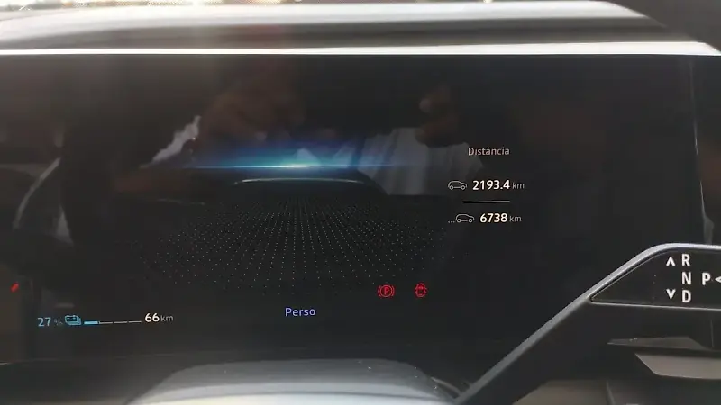 Renault Megane E-tech Electric - Imagem 16