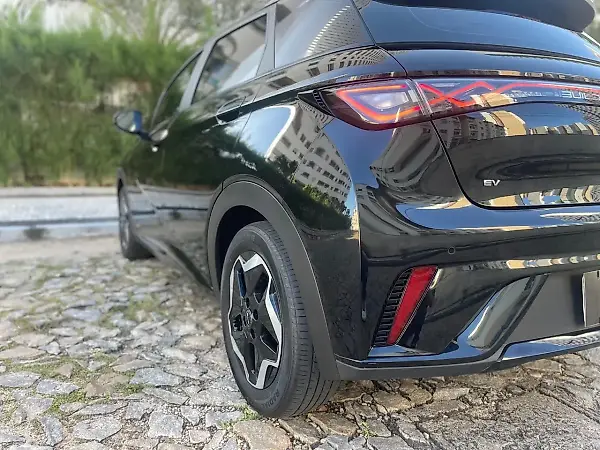 BYD Dolphin - Imagem 17