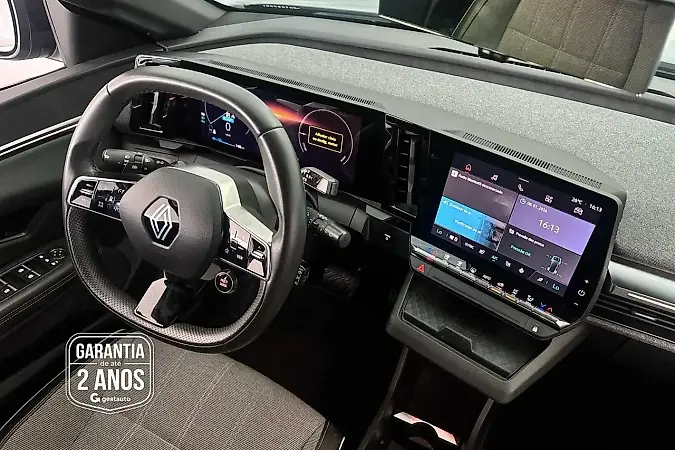 Renault Megane E-tech Electric - Imagem 14