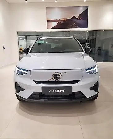 Volvo EX40 - Imagem 3