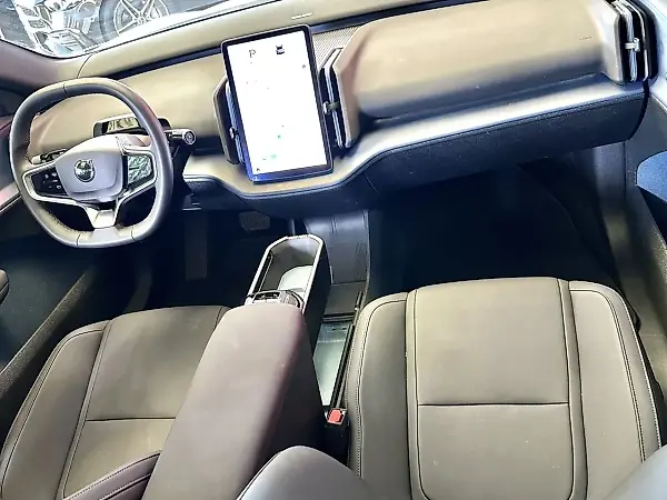 Volvo EX30 - Imagem 18