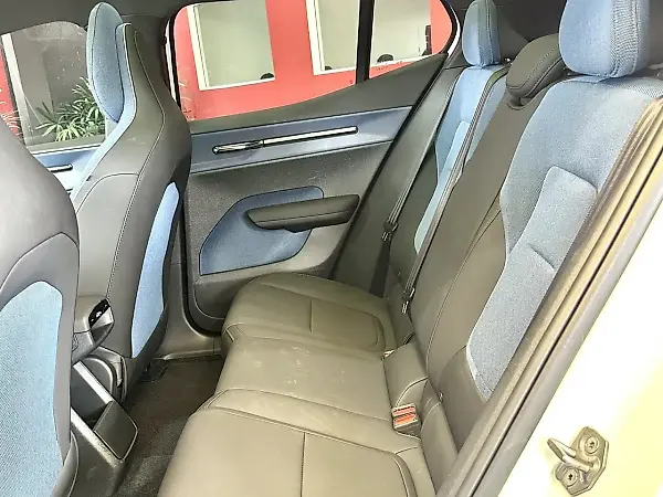 Volvo EX30 - Imagem 14