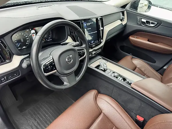 Volvo Xc60 - Imagem 9