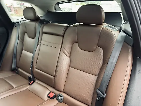 Volvo Xc60 - Imagem 10