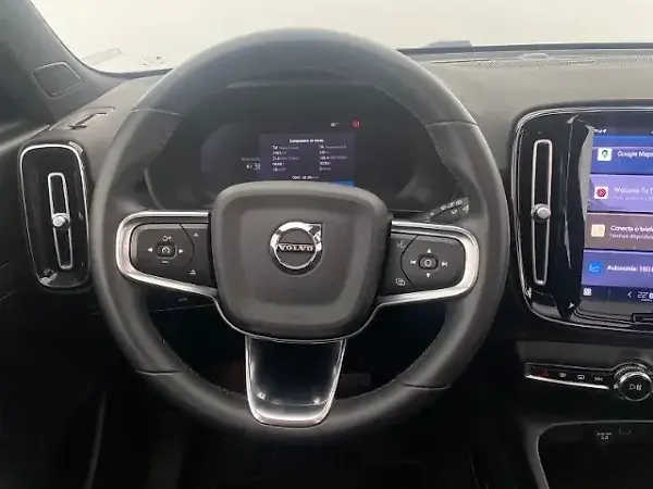 Volvo XC40 Recharge - Imagem 10