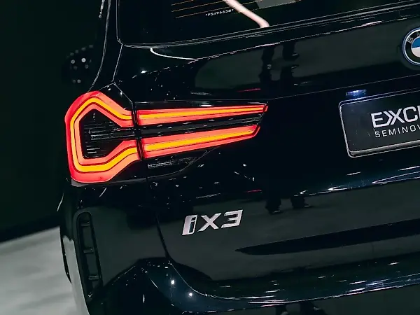 BMW IX3 - Imagem 6