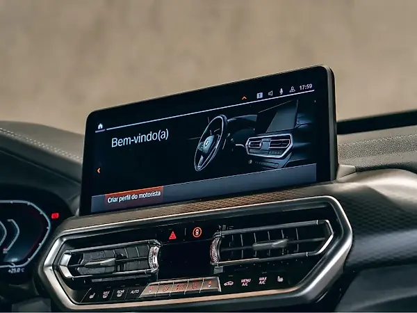 BMW IX3 - Imagem 12