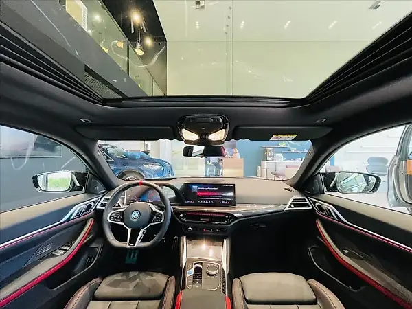 BMW I4 M50 - Imagem 5