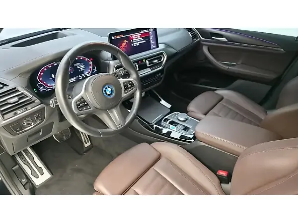 BMW IX3 - Imagem 10