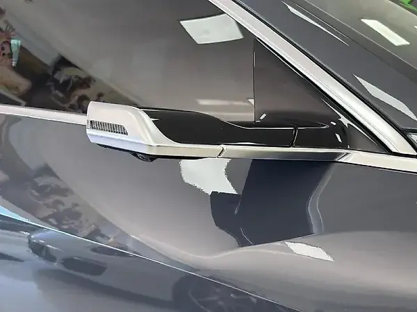 Audi Q8 Sportback E-tron - Imagem 13