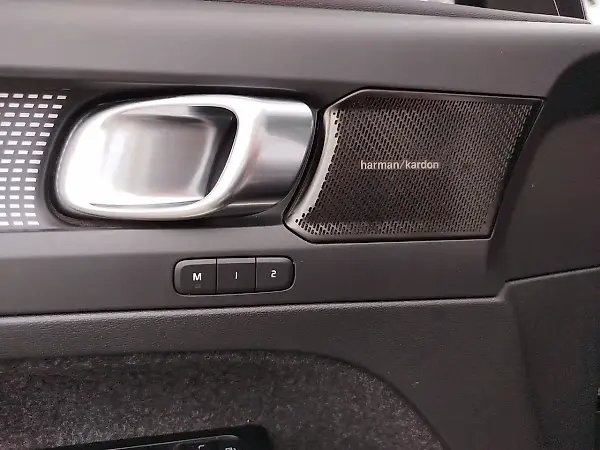 Volvo XC40 Recharge - Imagem 20