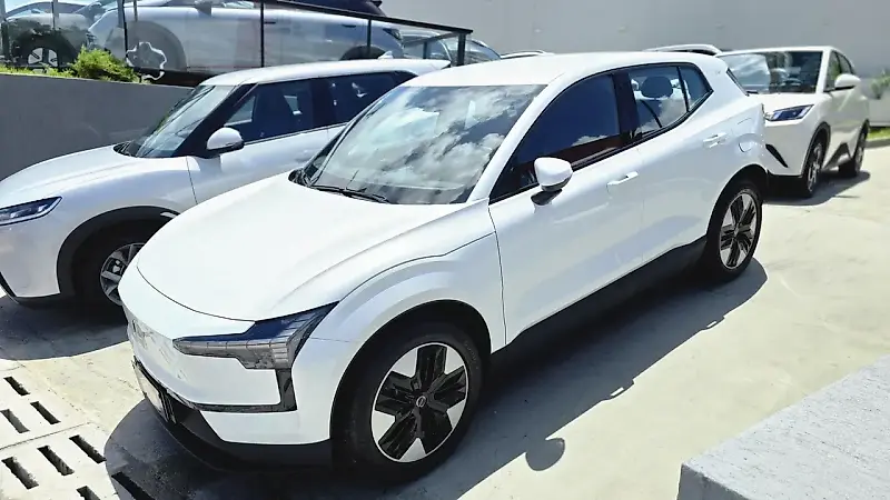 Volvo EX30 - Imagem 5