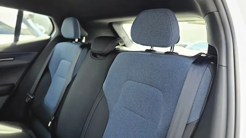 Volvo EX30 - Imagem 16