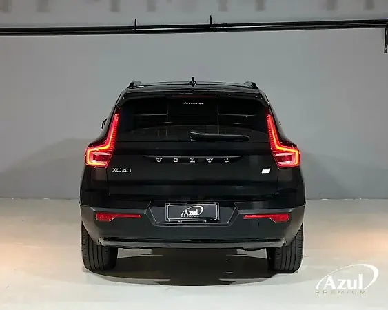 Volvo XC40 Recharge - Imagem 5