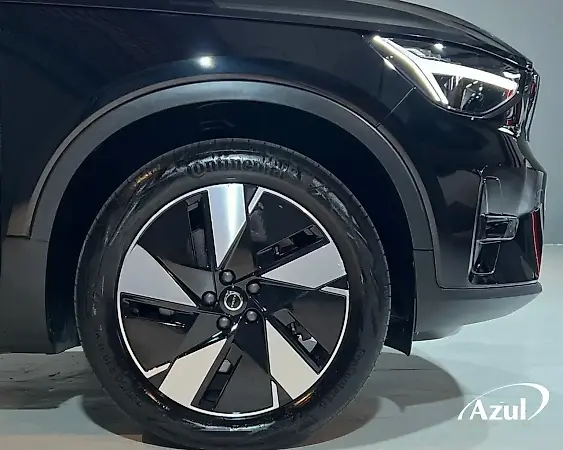 Volvo XC40 Recharge - Imagem 10