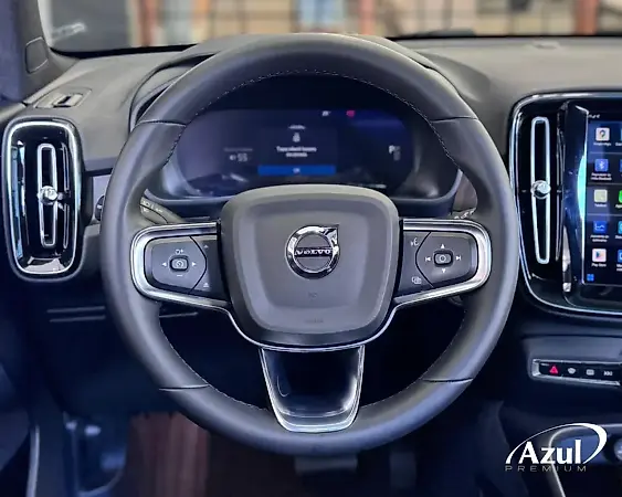 Volvo XC40 Recharge - Imagem 14