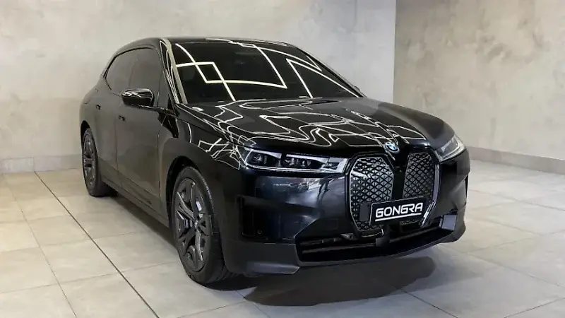BMW Ix - Imagem 3