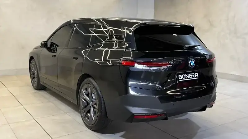 BMW Ix - Imagem 6