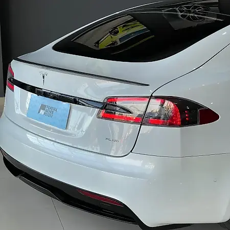 Tesla Model S - Imagem 9