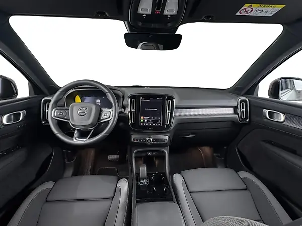 Volvo EX40 - Imagem 7