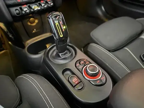 Mini Cooper SE - Imagem 8