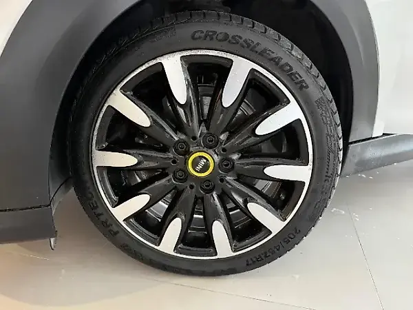 Mini Cooper SE - Imagem 12