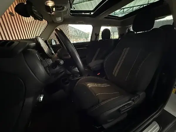 Mini Cooper SE - Imagem 9