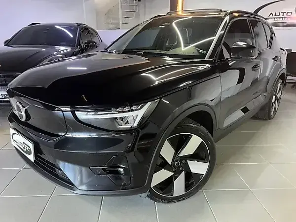 Volvo XC40 Recharge - Imagem 1