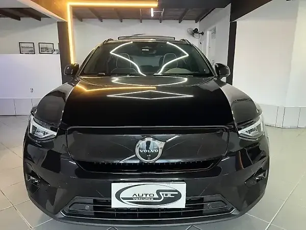 Volvo XC40 Recharge - Imagem 5