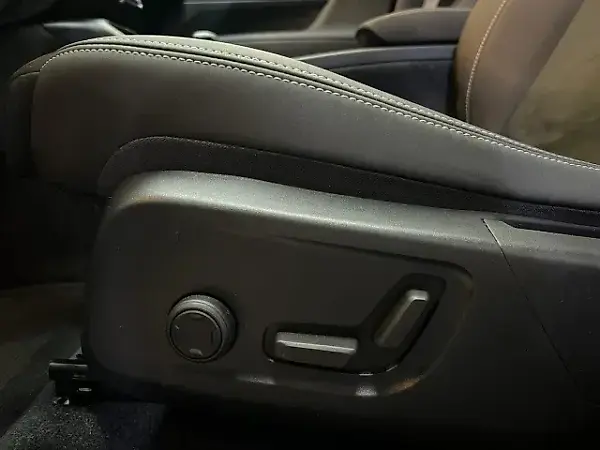 Volvo XC40 Recharge - Imagem 19