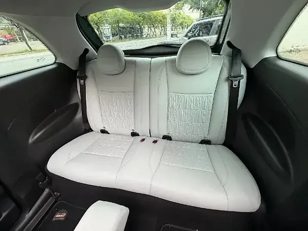 Fiat 500e - Imagem 9