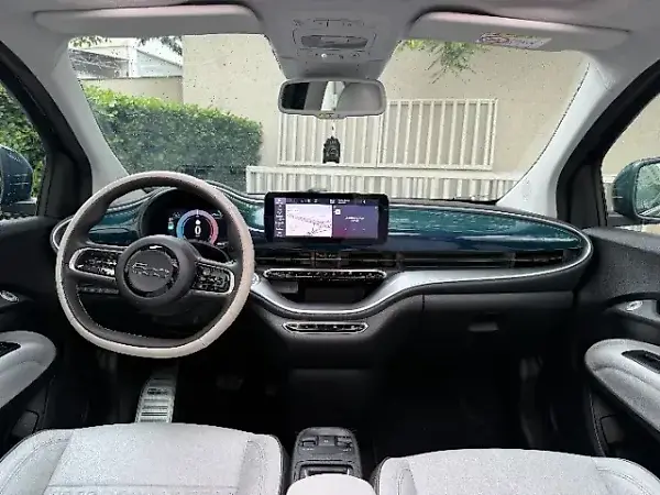 Fiat 500e - Imagem 10