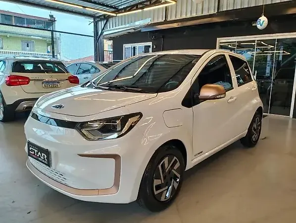 JAC E-JS1 - Imagem 1