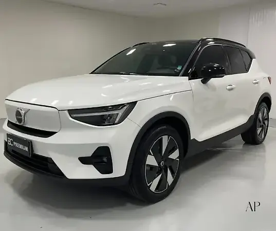 Volvo XC40 Recharge - Imagem 7