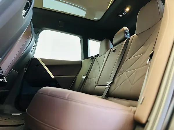 BMW Ix - Imagem 7