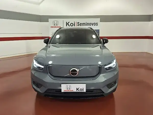 Volvo XC40 Recharge - Imagem 2