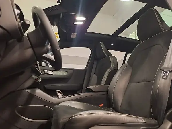 Volvo XC40 Recharge - Imagem 15