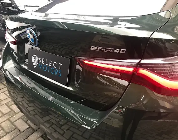 BMW I4 Edrive40 - Imagem 11