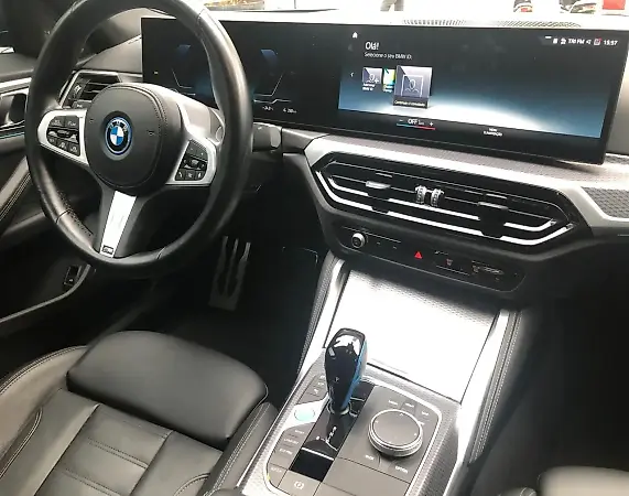 BMW I4 Edrive40 - Imagem 18