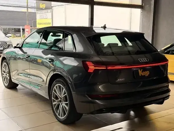 Audi E-tron - Imagem 6