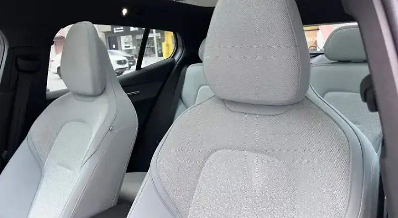 Volvo EX30 - Imagem 5