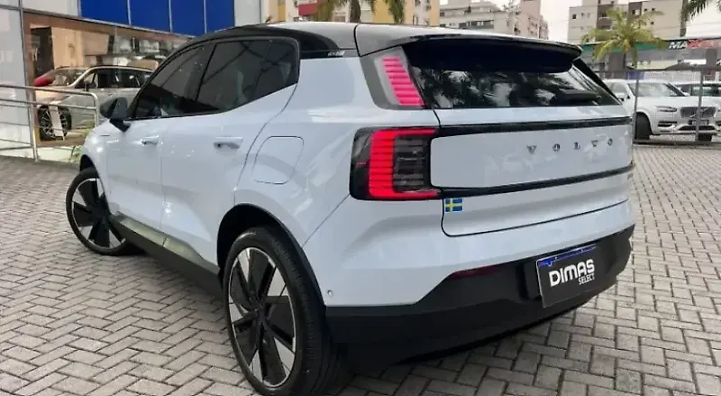 Volvo EX30 - Imagem 6