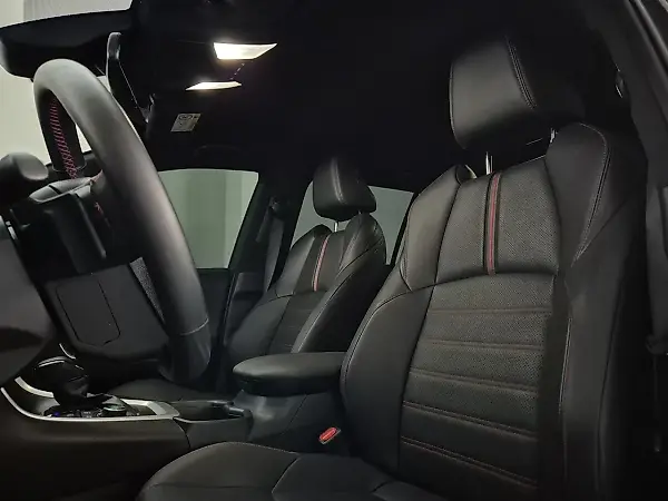 Toyota Rav4 EV - Imagem 7